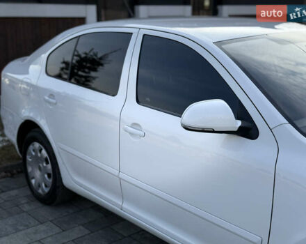 Белый Шкода Октавия, объемом двигателя 1.6 л и пробегом 212 тыс. км за 7800 $, фото 24 на Automoto.ua