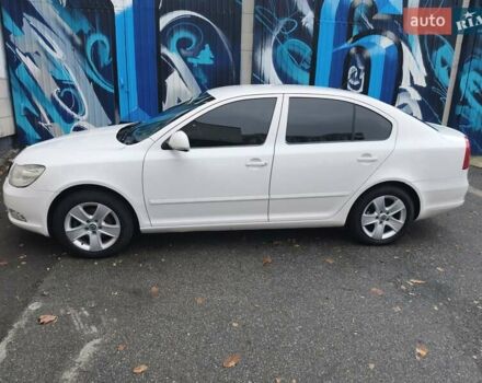 Белый Шкода Октавия, объемом двигателя 1.6 л и пробегом 209 тыс. км за 8700 $, фото 19 на Automoto.ua