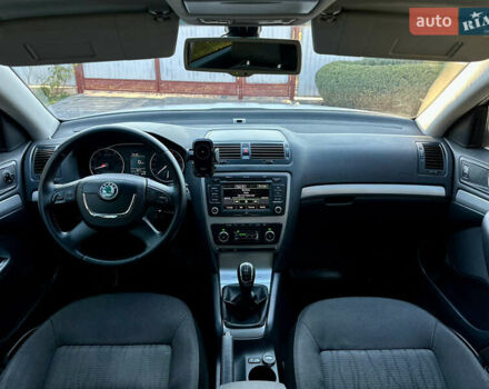 Белый Шкода Октавия, объемом двигателя 1.39 л и пробегом 275 тыс. км за 8200 $, фото 40 на Automoto.ua