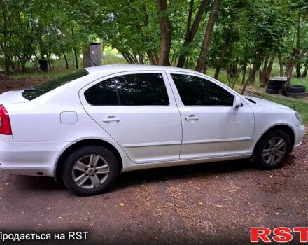 Белый Шкода Октавия, объемом двигателя 1.6 л и пробегом 194 тыс. км за 6800 $, фото 2 на Automoto.ua