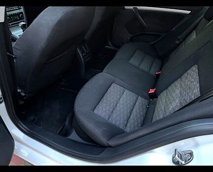 Белый Шкода Октавия, объемом двигателя 2 л и пробегом 240 тыс. км за 8700 $, фото 10 на Automoto.ua