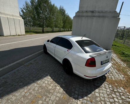 Білий Шкода Октавія, об'ємом двигуна 1.98 л та пробігом 220 тис. км за 8000 $, фото 8 на Automoto.ua