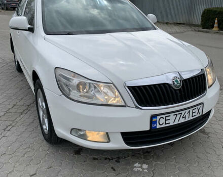 Белый Шкода Октавия, объемом двигателя 1.8 л и пробегом 213 тыс. км за 6400 $, фото 26 на Automoto.ua