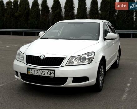 Білий Шкода Октавія, об'ємом двигуна 1.6 л та пробігом 282 тис. км за 5799 $, фото 3 на Automoto.ua