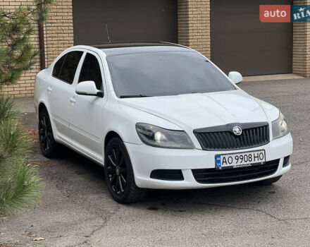 Білий Шкода Октавія, об'ємом двигуна 1.6 л та пробігом 270 тис. км за 6800 $, фото 6 на Automoto.ua