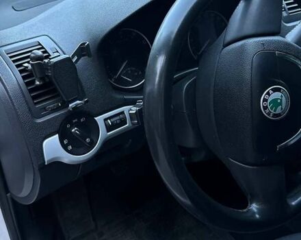 Білий Шкода Октавія, об'ємом двигуна 1.8 л та пробігом 184 тис. км за 8500 $, фото 3 на Automoto.ua