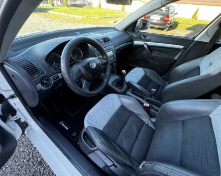 Белый Шкода Октавия, объемом двигателя 1.6 л и пробегом 380 тыс. км за 6150 $, фото 17 на Automoto.ua