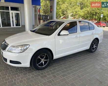 Білий Шкода Октавія, об'ємом двигуна 1.6 л та пробігом 262 тис. км за 7500 $, фото 11 на Automoto.ua