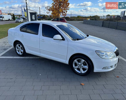 Белый Шкода Октавия, объемом двигателя 1.6 л и пробегом 242 тыс. км за 8100 $, фото 11 на Automoto.ua