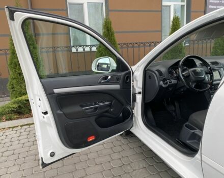 Белый Шкода Октавия, объемом двигателя 1.6 л и пробегом 189 тыс. км за 8999 $, фото 8 на Automoto.ua