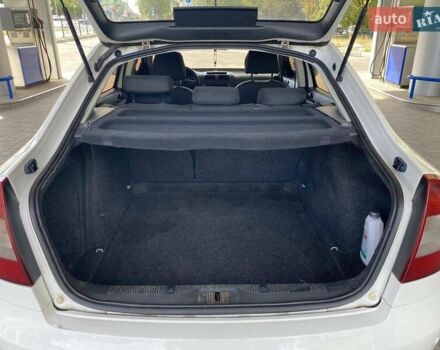 Білий Шкода Октавія, об'ємом двигуна 1.6 л та пробігом 262 тис. км за 7500 $, фото 23 на Automoto.ua