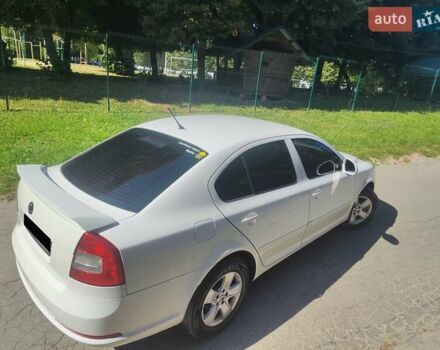 Белый Шкода Октавия, объемом двигателя 1.97 л и пробегом 280 тыс. км за 9500 $, фото 13 на Automoto.ua