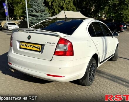 Білий Шкода Октавія, об'ємом двигуна 1.8 л та пробігом 230 тис. км за 9500 $, фото 2 на Automoto.ua