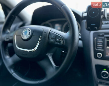 Белый Шкода Октавия, объемом двигателя 1.39 л и пробегом 275 тыс. км за 8200 $, фото 44 на Automoto.ua