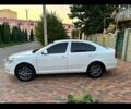 Белый Шкода Октавия, объемом двигателя 2 л и пробегом 240 тыс. км за 8700 $, фото 4 на Automoto.ua
