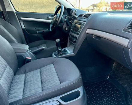 Белый Шкода Октавия, объемом двигателя 1.39 л и пробегом 275 тыс. км за 8200 $, фото 49 на Automoto.ua