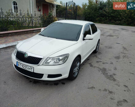 Белый Шкода Октавия, объемом двигателя 1.6 л и пробегом 220 тыс. км за 7399 $, фото 14 на Automoto.ua