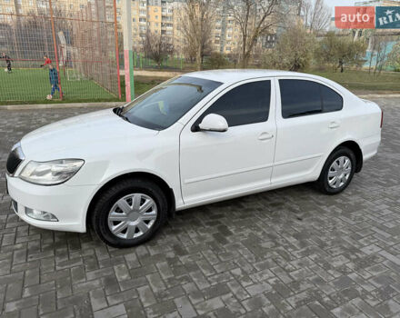 Білий Шкода Октавія, об'ємом двигуна 1.6 л та пробігом 260 тис. км за 7900 $, фото 40 на Automoto.ua