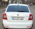 Білий Шкода Октавія, об'ємом двигуна 1.6 л та пробігом 186 тис. км за 8900 $, фото 4 на Automoto.ua