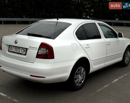 Білий Шкода Октавія, об'ємом двигуна 1.6 л та пробігом 282 тис. км за 5799 $, фото 24 на Automoto.ua