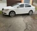 Белый Шкода Октавия, объемом двигателя 2 л и пробегом 190 тыс. км за 8200 $, фото 1 на Automoto.ua