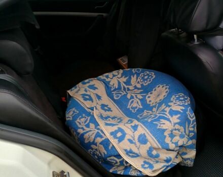 Белый Шкода Октавия, объемом двигателя 1.6 л и пробегом 194 тыс. км за 6800 $, фото 5 на Automoto.ua