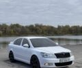 Білий Шкода Октавія, об'ємом двигуна 1.8 л та пробігом 246 тис. км за 7800 $, фото 1 на Automoto.ua