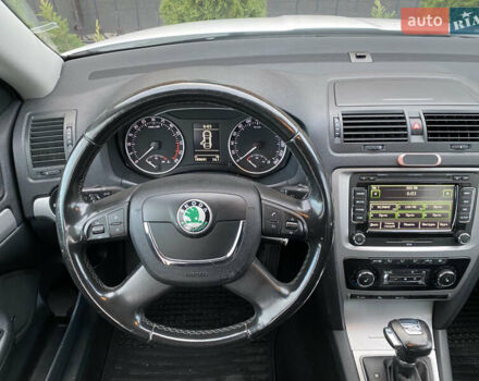 Білий Шкода Октавія, об'ємом двигуна 1.6 л та пробігом 189 тис. км за 8999 $, фото 14 на Automoto.ua