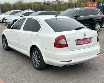 Шкода Октавия 2011 в Береговом на Automoto.ua Белый Шкода Октавия, объемом двигателя 1.6 л и пробегом 150 тыс. км за 8800 $, фото 11 на Automoto.ua