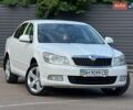 Белый Шкода Октавия, объемом двигателя 1.8 л и пробегом 180 тыс. км за 6800 $, фото 1 на Automoto.ua