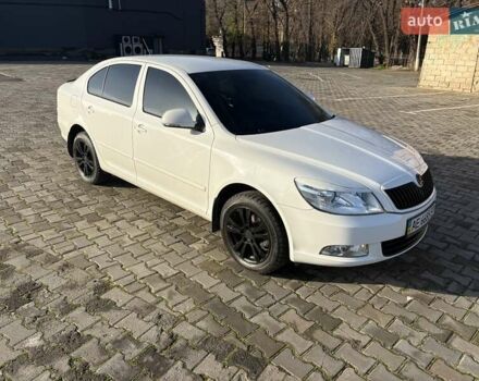Білий Шкода Октавія, об'ємом двигуна 1.6 л та пробігом 76 тис. км за 9900 $, фото 3 на Automoto.ua