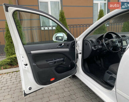 Білий Шкода Октавія, об'ємом двигуна 1.6 л та пробігом 189 тис. км за 8999 $, фото 8 на Automoto.ua