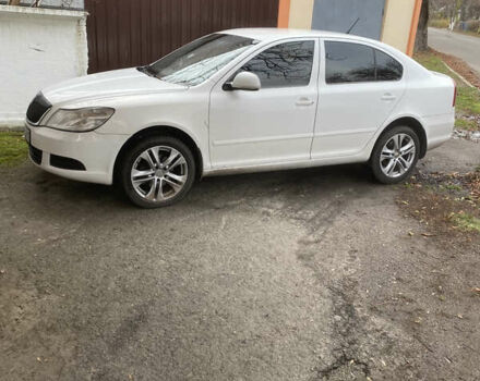 Білий Шкода Октавія, об'ємом двигуна 1.97 л та пробігом 307 тис. км за 8200 $, фото 1 на Automoto.ua