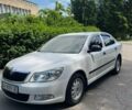 Белый Шкода Октавия, объемом двигателя 1.6 л и пробегом 234 тыс. км за 7400 $, фото 1 на Automoto.ua