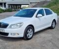 Белый Шкода Октавия, объемом двигателя 1.6 л и пробегом 228 тыс. км за 7200 $, фото 1 на Automoto.ua