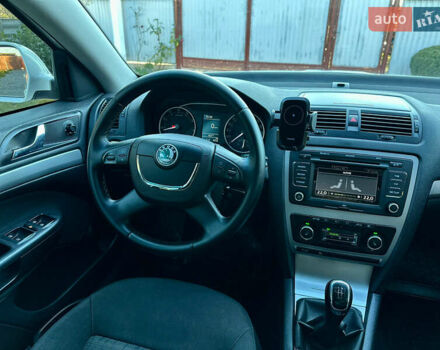 Белый Шкода Октавия, объемом двигателя 1.39 л и пробегом 275 тыс. км за 8200 $, фото 42 на Automoto.ua