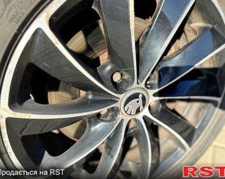 Білий Шкода Октавія, об'ємом двигуна 1.8 л та пробігом 230 тис. км за 9500 $, фото 3 на Automoto.ua