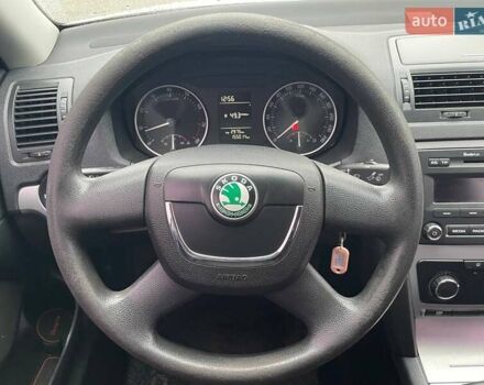 Белый Шкода Октавия, объемом двигателя 1.8 л и пробегом 155 тыс. км за 7990 $, фото 14 на Automoto.ua