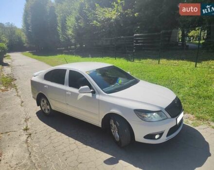 Белый Шкода Октавия, объемом двигателя 1.97 л и пробегом 280 тыс. км за 9500 $, фото 9 на Automoto.ua