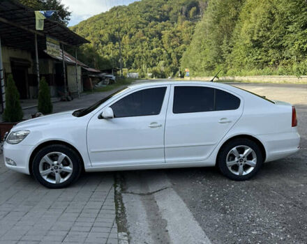 Білий Шкода Октавія, об'ємом двигуна 1.6 л та пробігом 238 тис. км за 7950 $, фото 1 на Automoto.ua