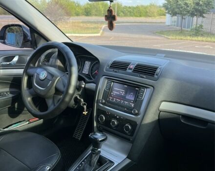 Шкода Октавія 2011 у Кривому Розі на Automoto.ua Білий Шкода Октавія, об'ємом двигуна 1.8 л та пробігом 186 тис. км за 9800 $, фото 3 на Automoto.ua