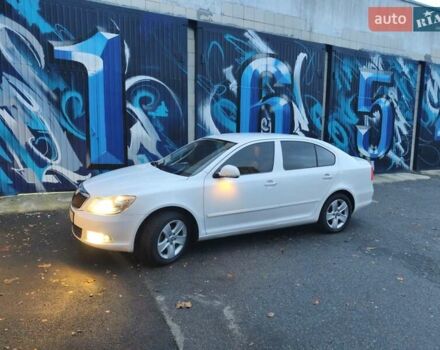 Белый Шкода Октавия, объемом двигателя 1.6 л и пробегом 209 тыс. км за 8700 $, фото 9 на Automoto.ua