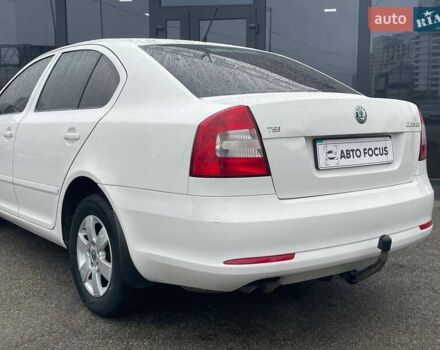 Белый Шкода Октавия, объемом двигателя 1.8 л и пробегом 155 тыс. км за 7990 $, фото 5 на Automoto.ua