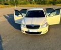 Белый Шкода Октавия, объемом двигателя 1.6 л и пробегом 264 тыс. км за 7500 $, фото 1 на Automoto.ua