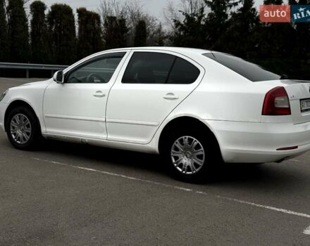 Білий Шкода Октавія, об'ємом двигуна 1.6 л та пробігом 282 тис. км за 5799 $, фото 9 на Automoto.ua