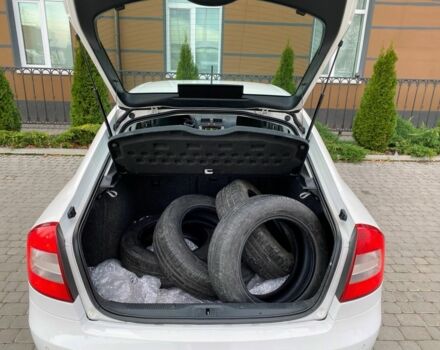 Белый Шкода Октавия, объемом двигателя 1.6 л и пробегом 189 тыс. км за 8999 $, фото 22 на Automoto.ua