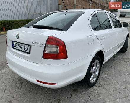 Белый Шкода Октавия, объемом двигателя 1.8 л и пробегом 213 тыс. км за 6400 $, фото 10 на Automoto.ua