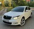 Білий Шкода Октавія, об'ємом двигуна 1.8 л та пробігом 303 тис. км за 6899 $, фото 1 на Automoto.ua
