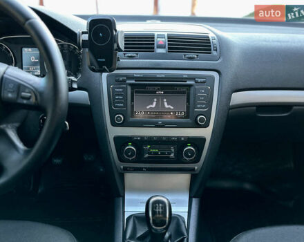 Белый Шкода Октавия, объемом двигателя 1.39 л и пробегом 275 тыс. км за 8200 $, фото 45 на Automoto.ua