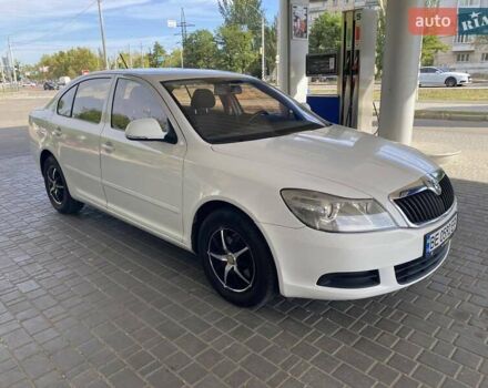 Білий Шкода Октавія, об'ємом двигуна 1.6 л та пробігом 262 тис. км за 7500 $, фото 2 на Automoto.ua